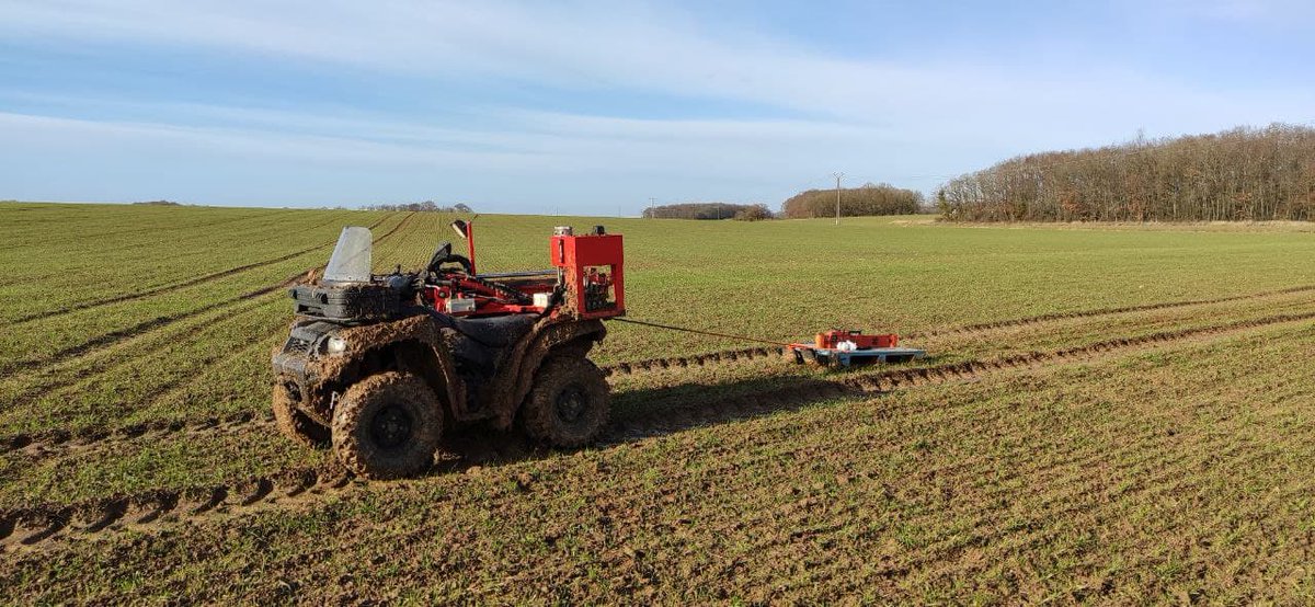 Fin de deux belles journées d'acquisition de données. La mesure de conductivité permettra de déterminer des zones, avant que nos pédologues les caractérisent pour aboutir à de la modulation d'engrais NPK, semences, etc. #modulation #VRA #conseil