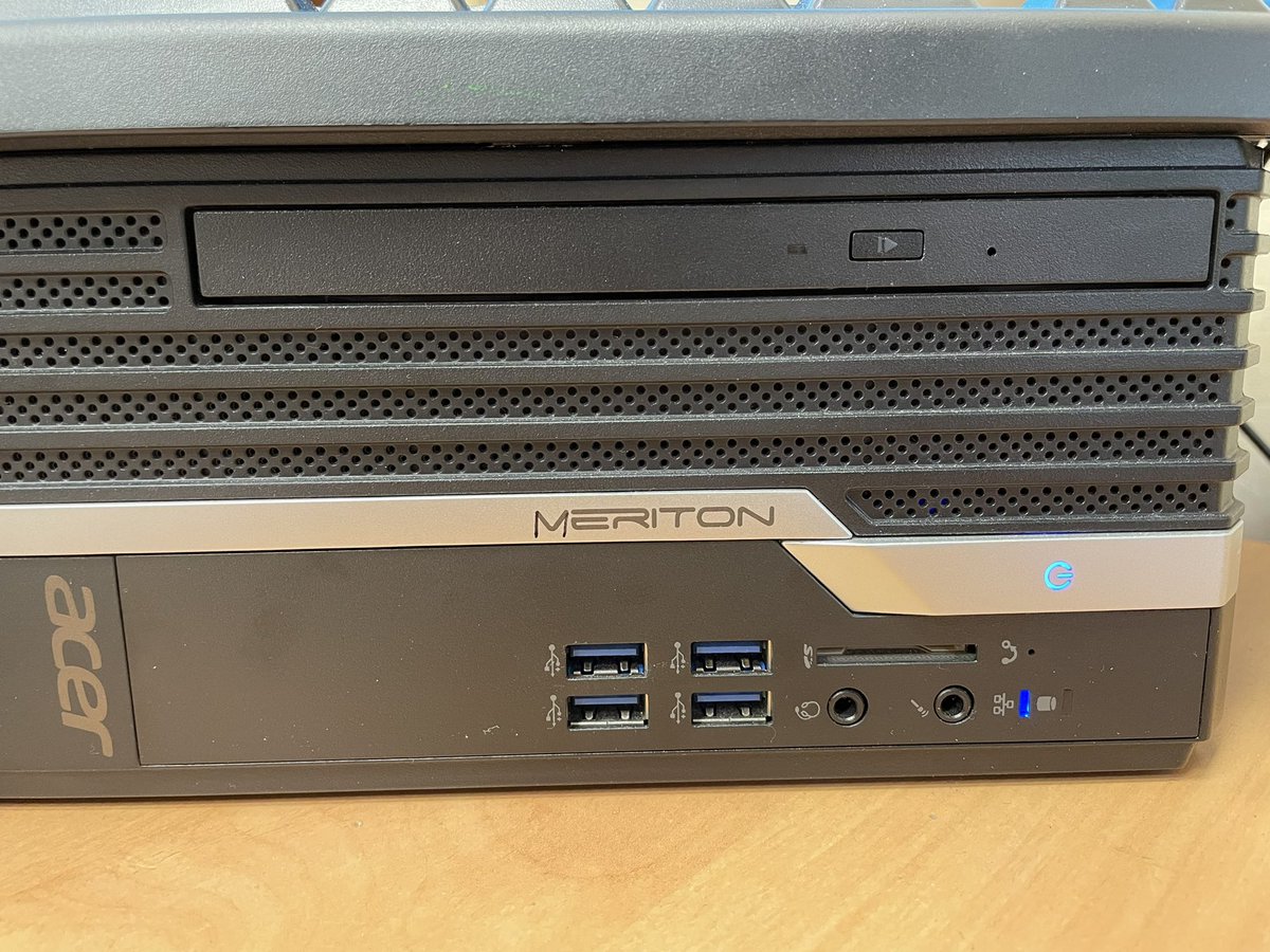 _Msafer_'s tweet image. Tengo un problema con mi PC…