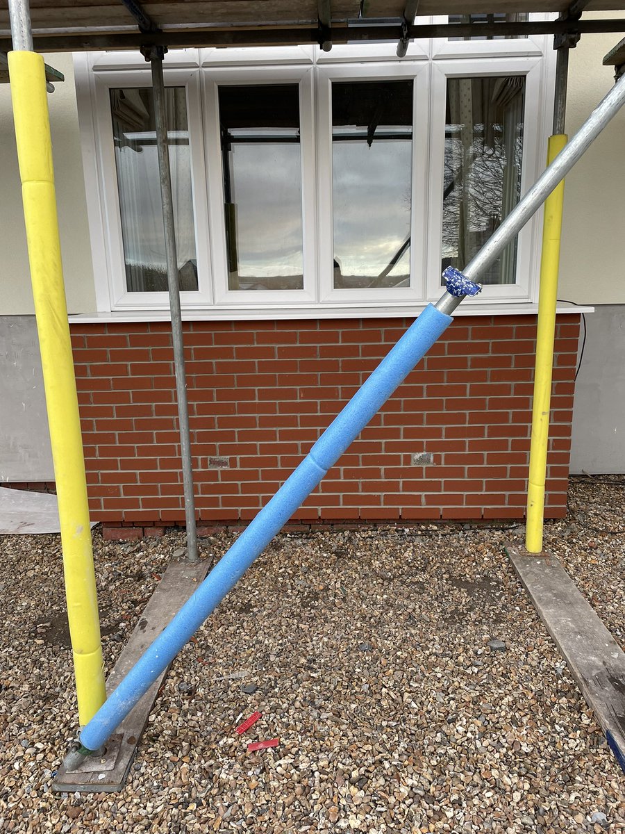 Scott_TRS's tweet photo. Nice bit of Alsecco brick slips today @samsw11 https://t.co/pe2HiVZWig