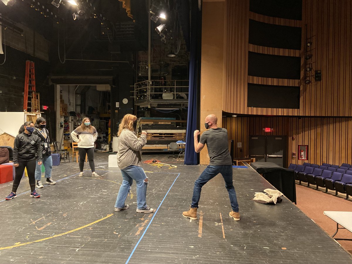 Leyden Fine Arts tweet media