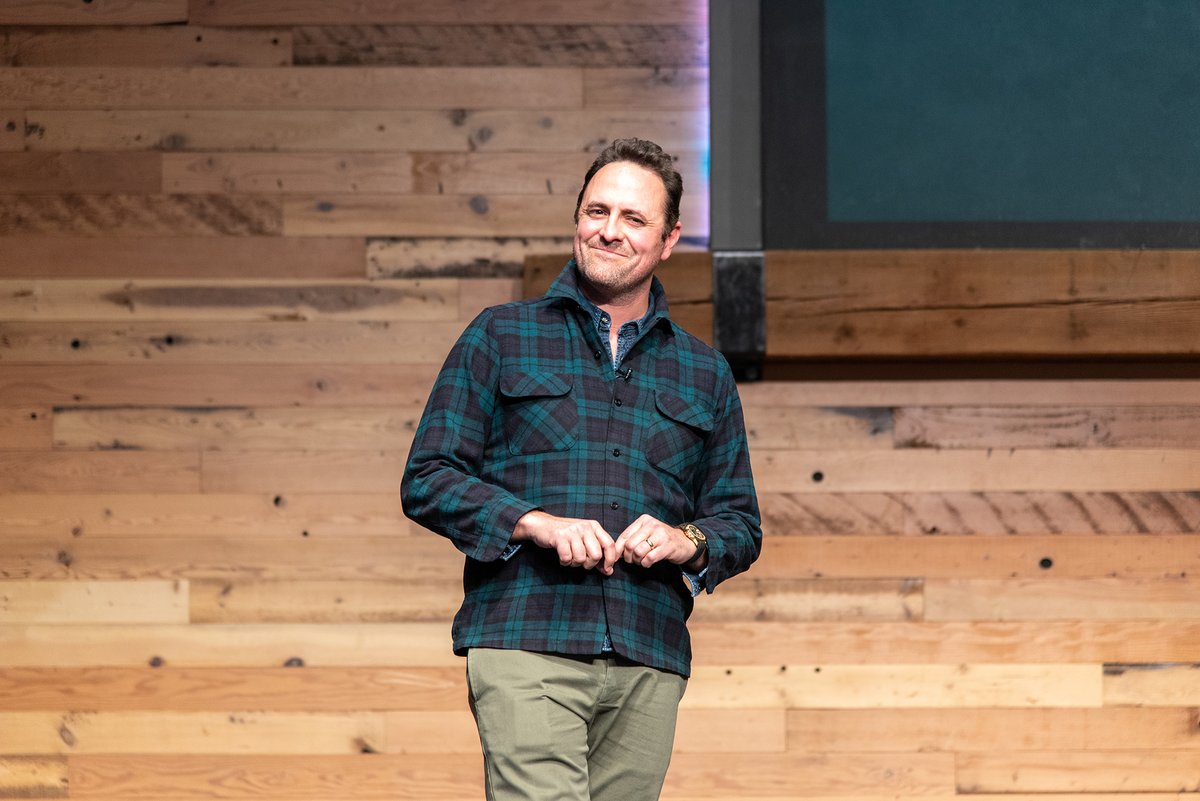 AAFND's tweet photo. #FlashbackFriday to our November #AAFTalks event featuring Max Wastler.
Want to join our next one? You're in luck! Register now for "Irrational Loyalty" with Deb Gabor on Tuesday, December 14: https://t.co/mJe0NmdTh9 https://t.co/vbrK4o8DA2