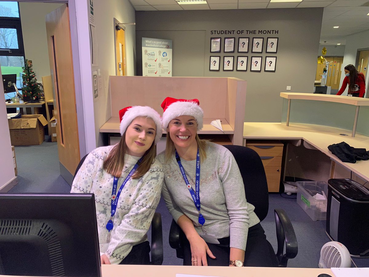 MaccCollegeNews's tweet photo. Our staff have been getting into the festive spirit here at the College for Christmas Jumper Day! ✨🎄

Its been fantastic to see so many people looking so festive, and getting involved for a good cause. 🤩

What a brilliant way to end the week! 🙌 https://t.co/83ApbuIoBy