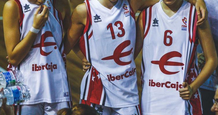 FBMadrid's tweet photo. Selecciones para los Campeonatos de España El Área Técnica de la Federación de Baloncesto de Madrid ha anunciado los nombres de los jugadores y jugadoras que representarán a la Comunidad de Madrid en los Campeonatos de España de Selecciones Autonómicas, … https://t.co/GU7Rths2NX https://t.co/jUMmVjeeKO