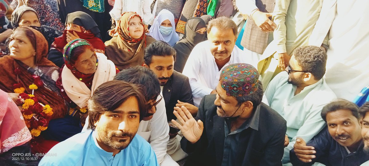 UmedAliBagrani's tweet photo. بدین تعلقہ ماتلی پیپلز پارٹی کے زیر اہتمام مہنگائی کے خلاف احتجاجی مظاہرے میں عوام کی بھرپور شرکت
#MehngaPetrolMehngaPakistan
@MediaCellPPP @DadaHalepoto @SHalepota @tanzilabari24 @FaryalTalpurPk https://t.co/9ubBLqDQuA