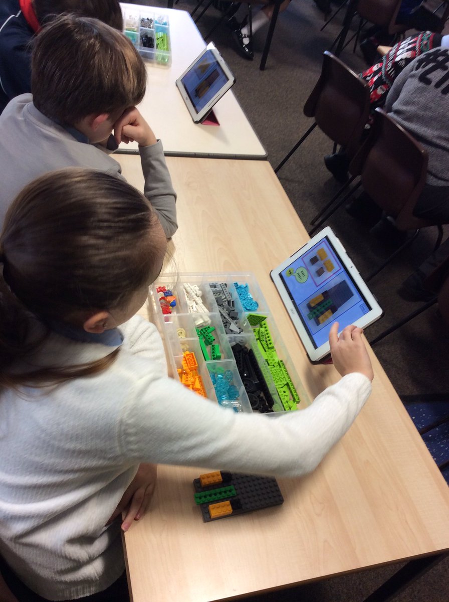 Year 4 were amazing in the Lego workshop today. We learnt all about engineering. We learnt how to build, fix and invent things! #stbernadettesyear4 <a href="/Legoworkshops/">Nick Hawken</a> #juniorstem