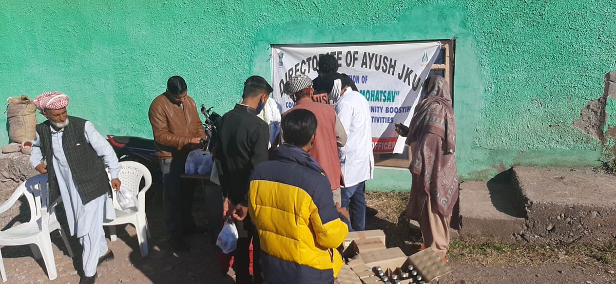 AdmoIsm's tweet photo. As per the order of worthy Director ayush and DAO poonch and under the celebrations of azadi k 75 amrit mahautsav a free ayush immuno boosting medicine camp organised on border areas by the staff of ayush disp.Behroot, Bhagyal dhara and salaah poonch Beneficiaries 330 #DMPoonch https://t.co/y4fMgGnrat