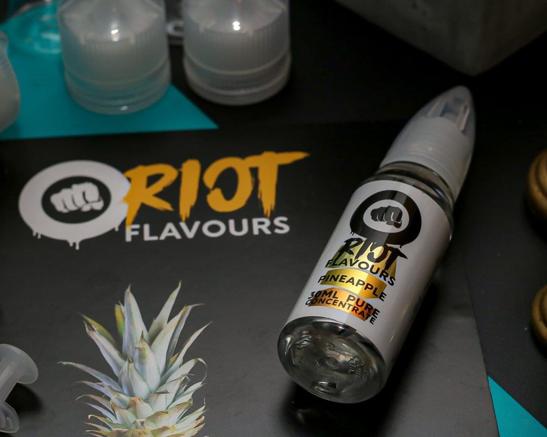 riotflavours's tweet photo. Is pineapple one of your favourite fruits? Head over to https://t.co/e3WqWhWY5z to get your hands on the best pineapple concentrate out there! 🍍
BIG ON LIFE. BIG ON FLAVOUR.
#riotflavours #pureflavour #tastesensation #theriotway #fruit #pineapple #mixology https://t.co/eOHyHoFuw7