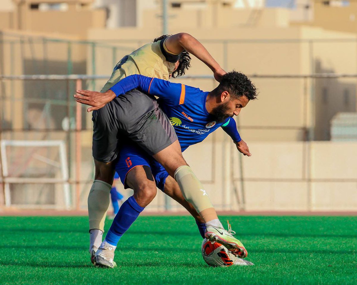 ALWASHM_FC's tweet photo. 📸| #عدسة_الوشم 

مع الكابيتانو .. ⚽️
 عذرًا حاول مرةً أخرى 🚫🤷🏻‍♂️

#ساند_الوشم 
#دوري_الدرجة_الثانية 🇸🇦 https://t.co/E7AUpEgDk0