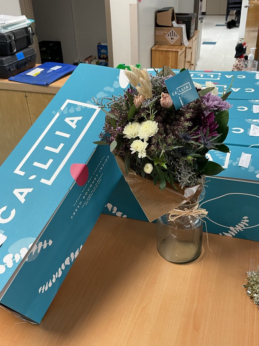 Thank you for this beautiful surprise! ⁦<a href="/CalliaFlowers/">Callia Flowers</a>⁩ ⁦⁩ #thankyou #smiles #happyhearts