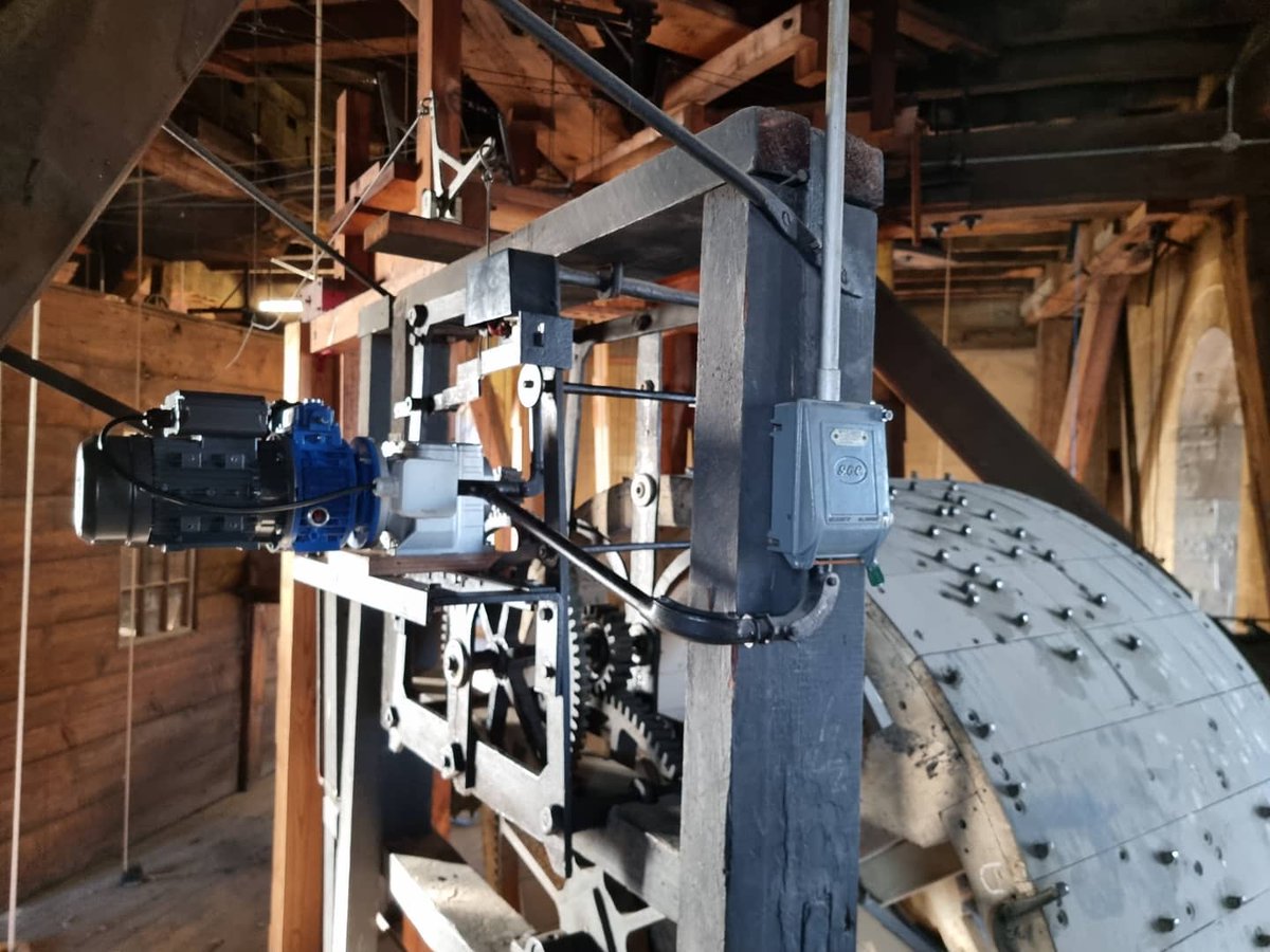 TimeAssured's tweet image. This week our clockmakers have been busy installing automatic winding units in Newark and installing a variable speed motor to drive a Carillon at Southwell Minster.