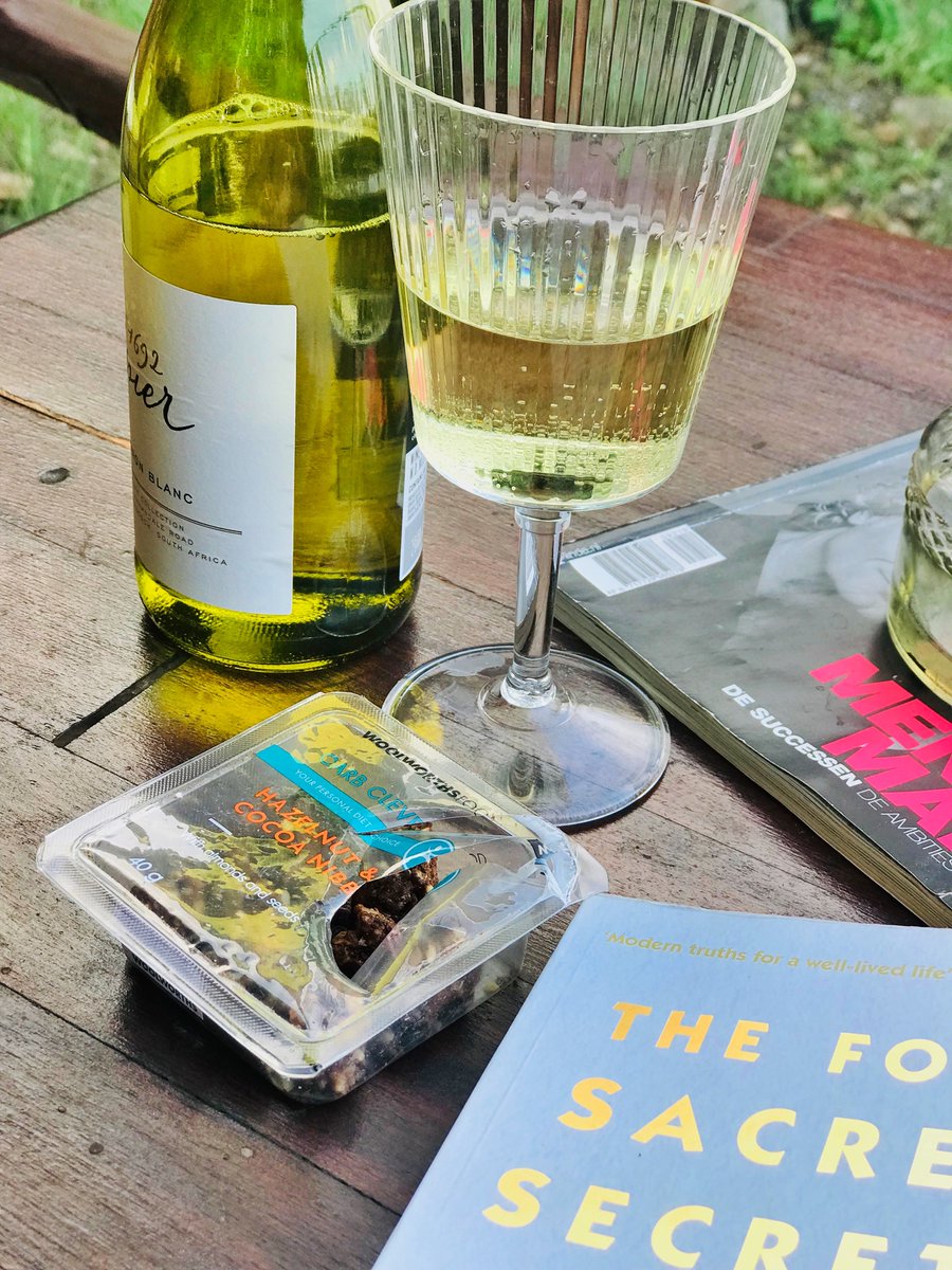 CeCe__Goje's tweet photo. my soul is on vacation. she loves it so far 🍃💕🥂 #soulcation https://t.co/jMp2XX6aZr