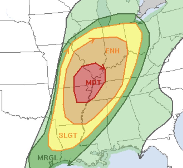 WLKYSusanneH's tweet photo. UPDATE:  the ‘enhanced’ risk has been expanded eastward and a ‘moderate’ risk has been added to far western Kentucky. 
This is a very powerful storm system coming our way while it’s dark out—that can make an already dangerous situation more so. https://t.co/7JsRJrlyjb