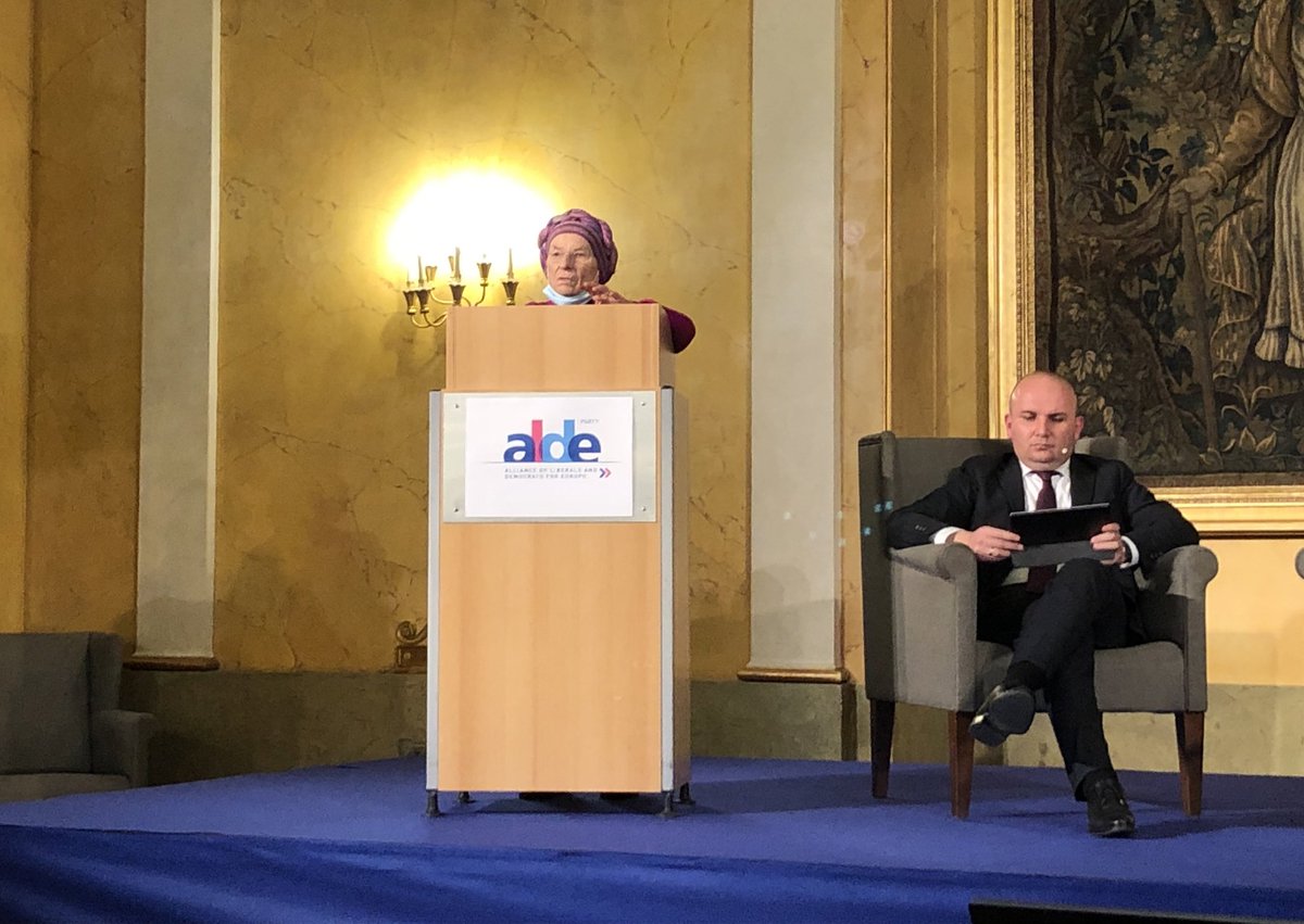 Emma Bonino tweet media