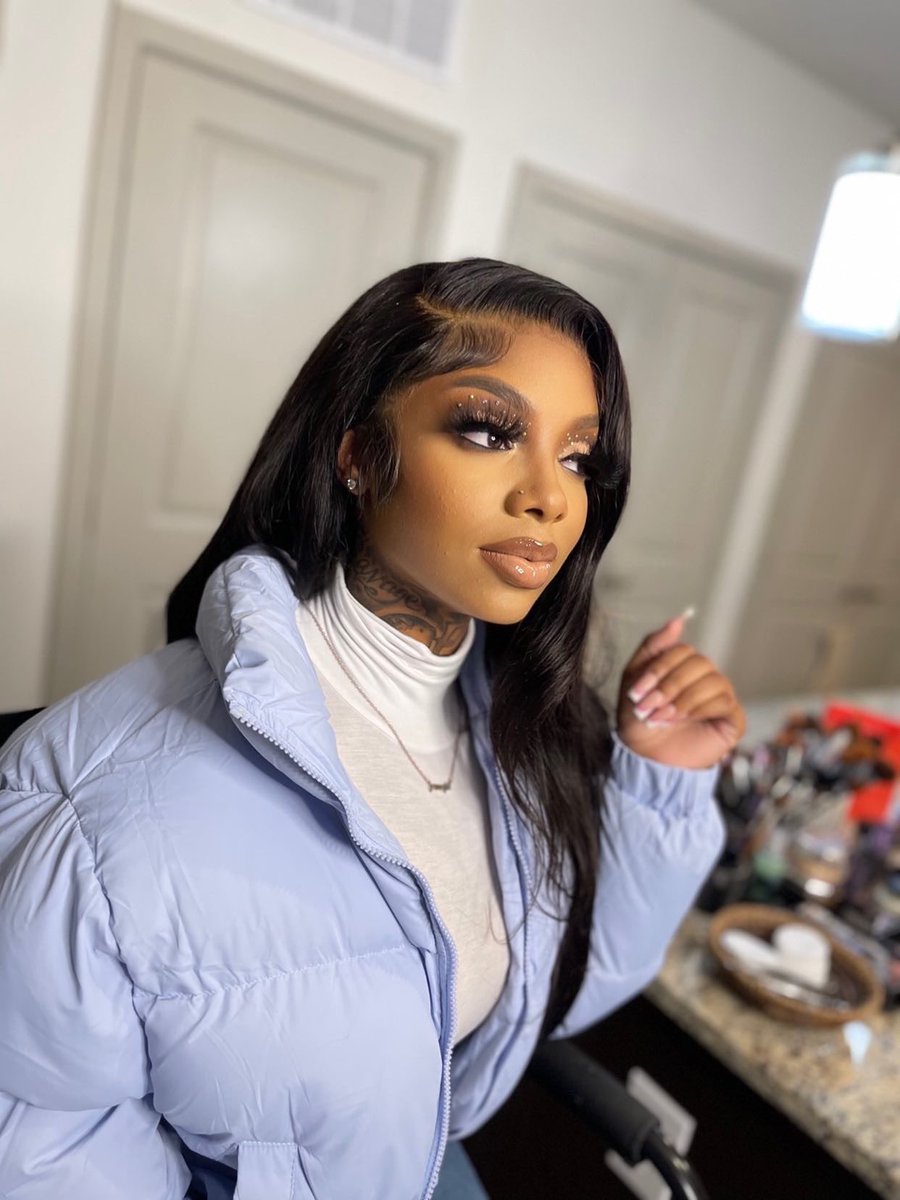 _lilvaedasavage's tweet photo. you wanna come to paradise? ✨ https://t.co/g5VkxPFngh