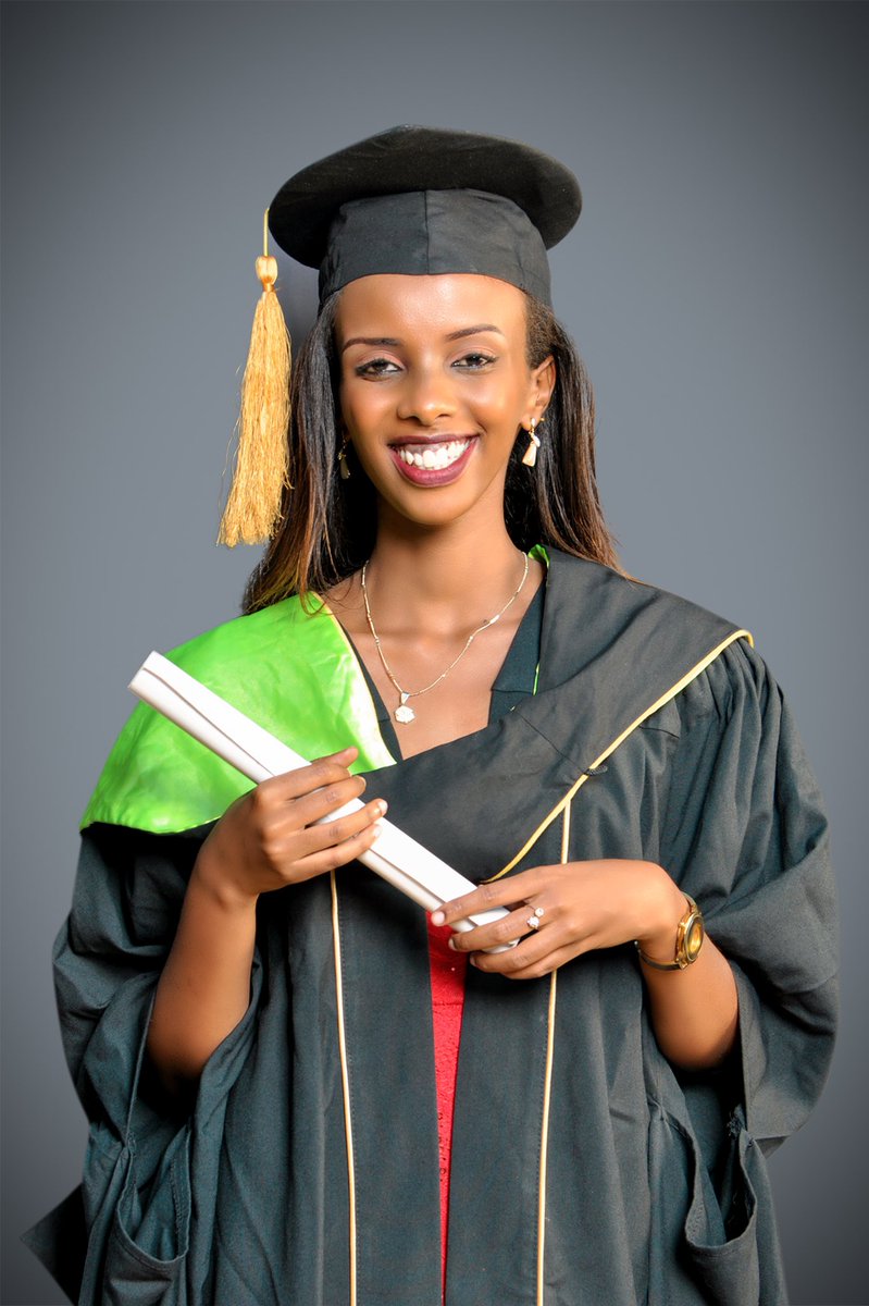 Isiimbi's tweet photo. "Before you, all your dreams. Within you, all you need."

#MasterOfScience 🥳👩🏾‍🎓
#MKU20thGraduation https://t.co/202AAQVQiE