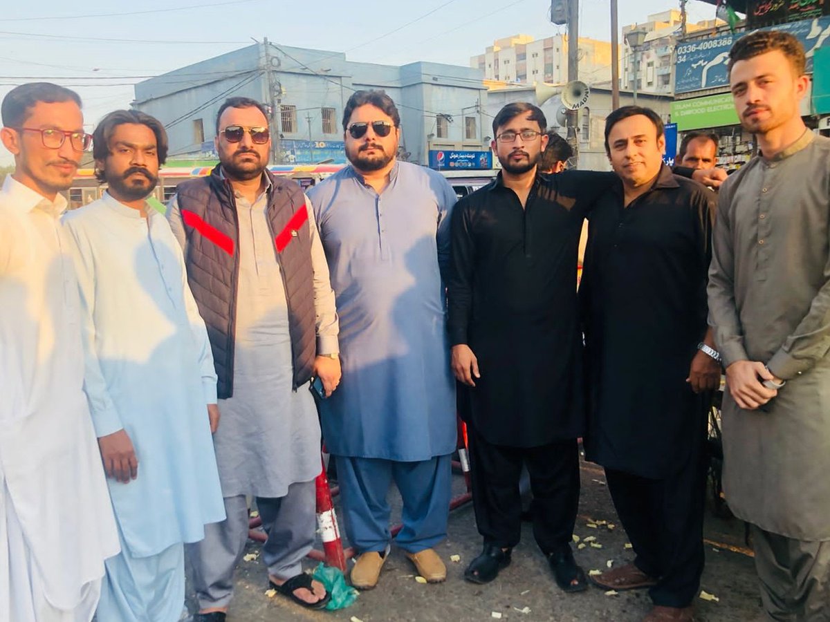 ShamsWaqar's tweet photo. چھین رہا ہے کپتان.
روٹی کپڑا اور مکان.
#NamanzorNamanzor #SelectedImraniTola #Namanzor https://t.co/LLIyRyfTg3