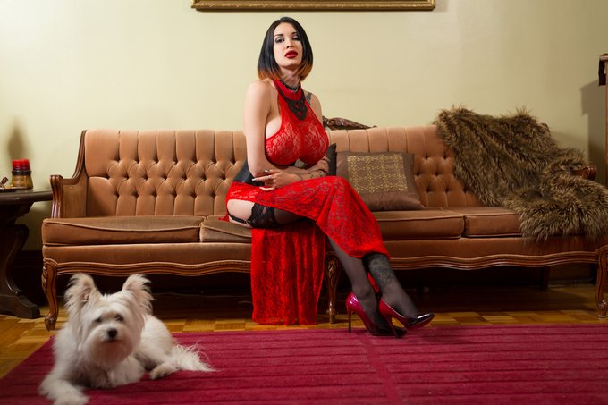 When the person pet want to be in the photo.. she was a great model https://t.co/2XroawjR1O / https://t<a href="/tag/lingerie"class="tags"><span>#lingerie</span></a><a href="/tag/lace"class="tags"><span>#lace</span></a><a href="/tag/hot"class="tags"><span>#hot</span></a><a href="/tag/corset"class="tags"><span>#corset</span></a><a href="/tag/bigboobs"class="tags"><span>#bigboobs</span></a><a href="/tag/biglips"class="tags"><span>#biglips</span></a>
