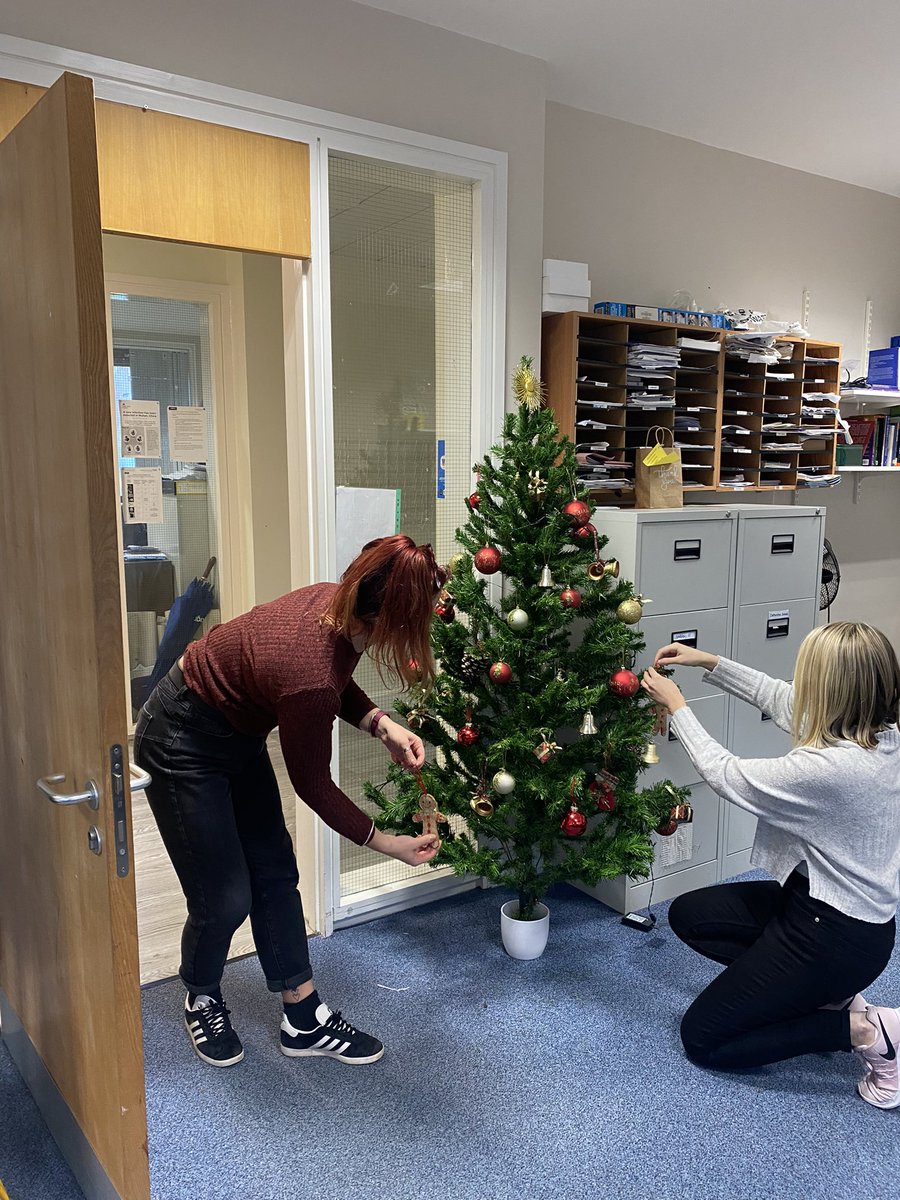 What a lovely treat for a Friday! A special visit from Santa and his Elf, and getting festive in our <a href="/WestATS_spft/">WestATS_SPFT</a> team room🎄 grateful to everyone keeping festive spirits high despite our decision not to have a team Christmas do this year for the greater good! <a href="/withoutstigma/">SPFT - No longer in use</a>