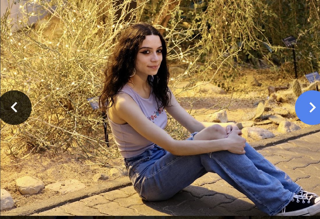 My daughters senior photos sneak peak 😊😊😊