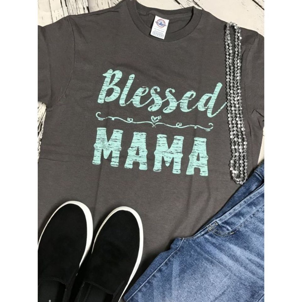 Women's T-Shirt 'Blessed Mama'

bit.ly/3dFKdmi

#womensfashion #womenshirt #tshirts #statementshirts
