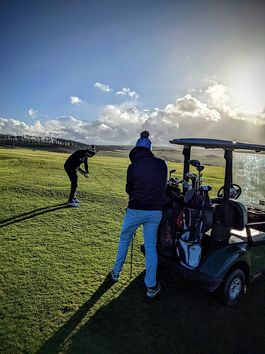 TotalAccessGolf's tweet photo. Couple of lovely boys, thanks @IlfracombeGolf for a nice calm day 😳. #pgalife365 #senditcoach https://t.co/6F9ecS9iCX