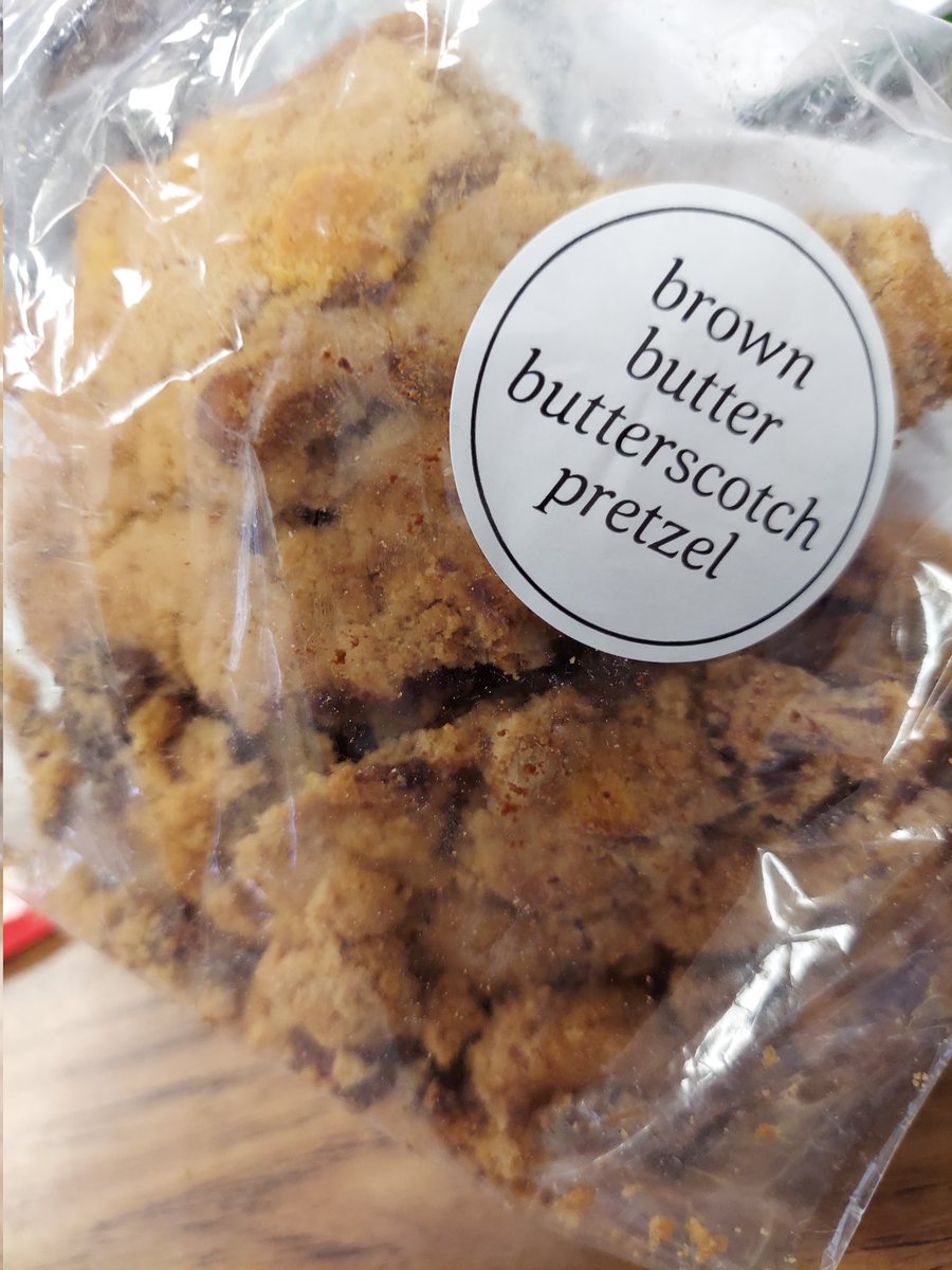 These were waiting for me this morning! My class is awesome! Thank you Mrs Bustamante! #mymisd #finchliveskind #finchfalcons <a href="/Ntgrandm16_5/">Linda WJones</a>