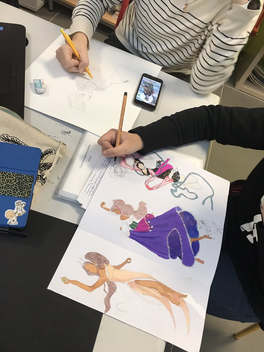 Casanovart83's tweet photo. Suite du projet option arts/latin/chinois réalisation des triptyques @ESJ_Cordeille @AcademieNice https://t.co/BgPaXdI9s1