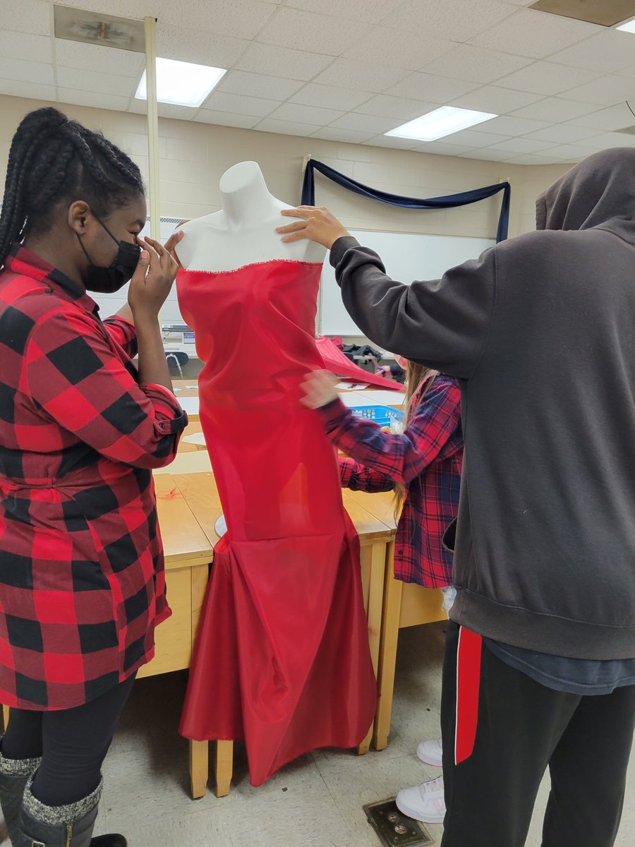rockinrams's tweet photo. RCS Apparel class designs and creates Cruella DeVille Dresses.  Who should be the winner????  Great job!  @RCS_NC @MSRice23 https://t.co/Fbb9UgDxuL