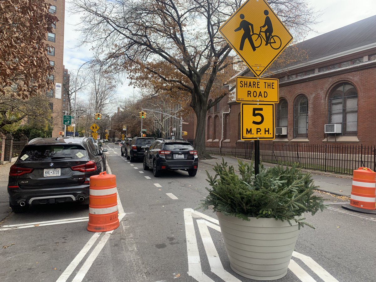 Margot Boyer-Dry tweet media