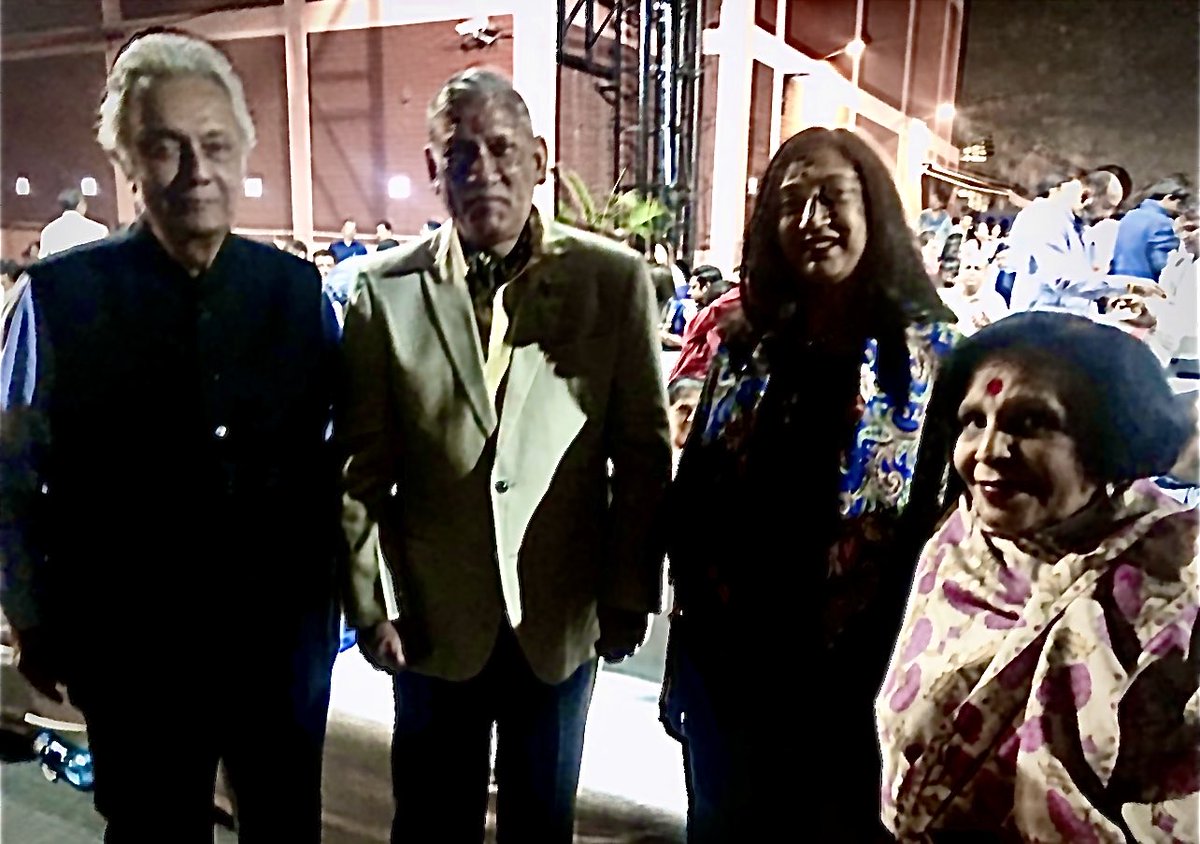 shobha65's tweet photo. Photos of Late Gen Rawat and his wife when they visited and saw the Ramayan2019. https://t.co/oQ1Mi2oYPb