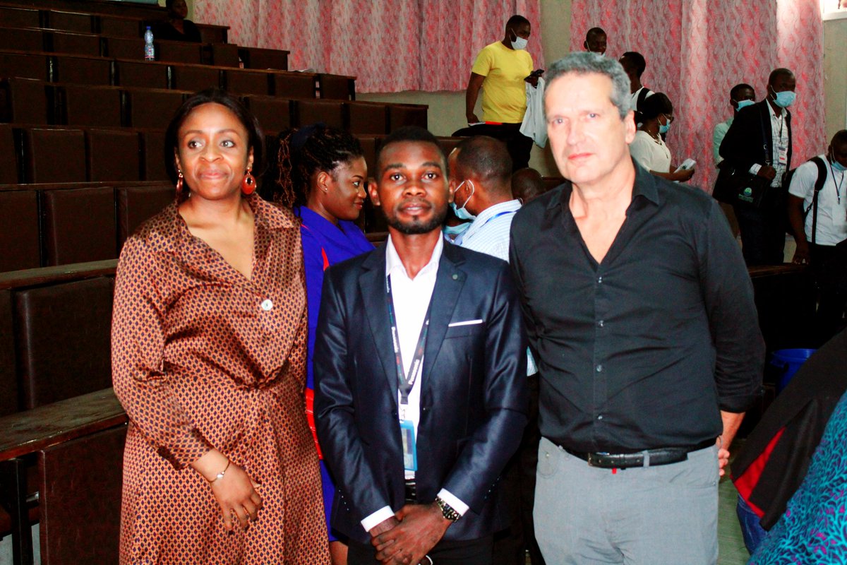 jered_mango's tweet photo. A l'occasion du 9ème congrès international d'AFMED. Ensemble avec le Pr Dr Pierre Cattan, chef de service de chirurgie digestive, oncologie et endocrinienne de l'hôpital Saint-Louis/France et Madame Mireille KALOMBO, infirmière/hôpital Saint-Louis. https://t.co/9ODM5CgNGm