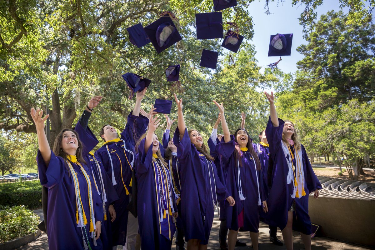 LSUOnline's tweet photo. We are just one-week out from Graduation and we are so excited to celebrate YOU! 🎓🎉 #LSUgrads https://t.co/i7Cup79Jly