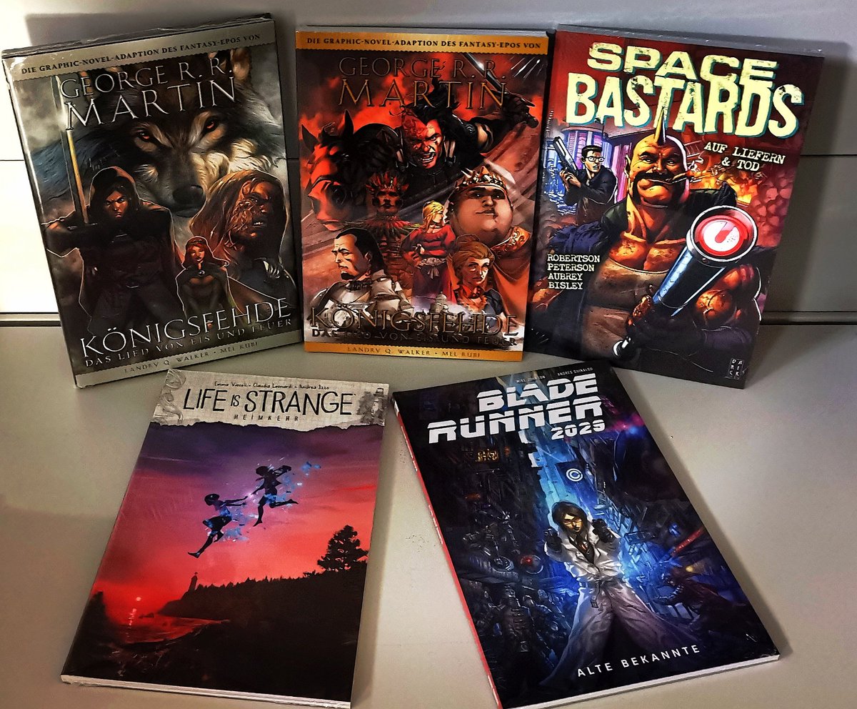 PresseComicShop's tweet photo. Die Comic Neuheiten vom @PaniniVerlag sind eingetroffen und bei uns online https://t.co/PMjwbK8O1J ,sowie in unseren Geschäften Chemnitz Paul-Bertz-Str.20 und Zwickau Magazinstr.13-15 verfügbar. 😃
#comic #gameofthrones #lifeisstrange #spacebastards #spawnorigins #pressecomicshop https://t.co/w9zAhH0XOD