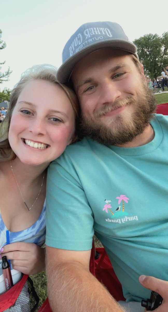 vrbka_23's tweet photo. Happy 21st Birthday to this beautiful girl! So glad I’m going to be able to spend it with you! I hope you have an amazing day and I can’t wait to celebrate! I love you ❤️ https://t.co/Hl6cRxSi8d