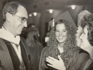 MNU_Alumni's tweet photo. Flashback Friday to the class of '96!
What year did YOU graduate from MNU? https://t.co/zNRIJ1loey