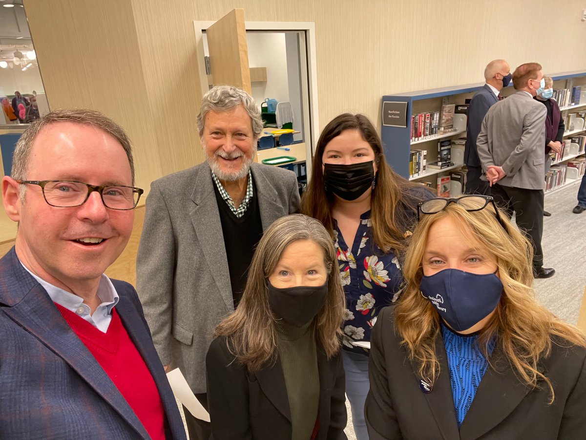 tom_james's tweet image. Today I had the pleasure of participating with local officials incl. @DeniseDriehaus &amp;amp; @JessicaEMiranda in the ribbon cutting for the awesome new @cincylibrary Deer Park Branch #NextGenLibrary, which is located in @SycamoreTwp.  What a wonderful, well-equipped, accessible place!