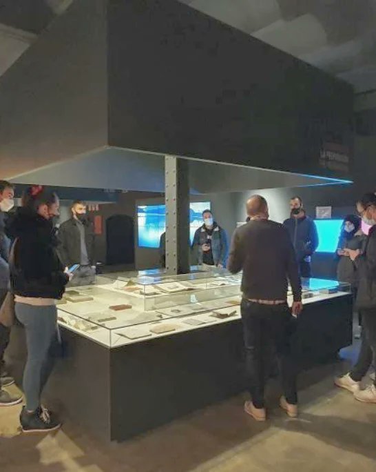 GeografiaUB's tweet photo. #GeoSortida de Camp al Museu del Turisme a Callea, en el marc de l' assignatura Turisme i territori a Espanya.
➡️El #GeoAlumnat de 4t amb la professora Dra.Velislava Simeonova han estat al primer museu del turisme↩️ https://t.co/Ku1vekPWrz