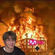 🌈 ℝ𝕣𝕒𝕧𝕖𝕖🍎💫 tweet media