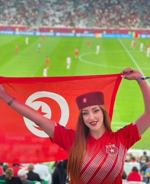 يستاهلو الفوز بحضور الحلوين

#كاس_العرب_FIFA 
#عمان_تونس