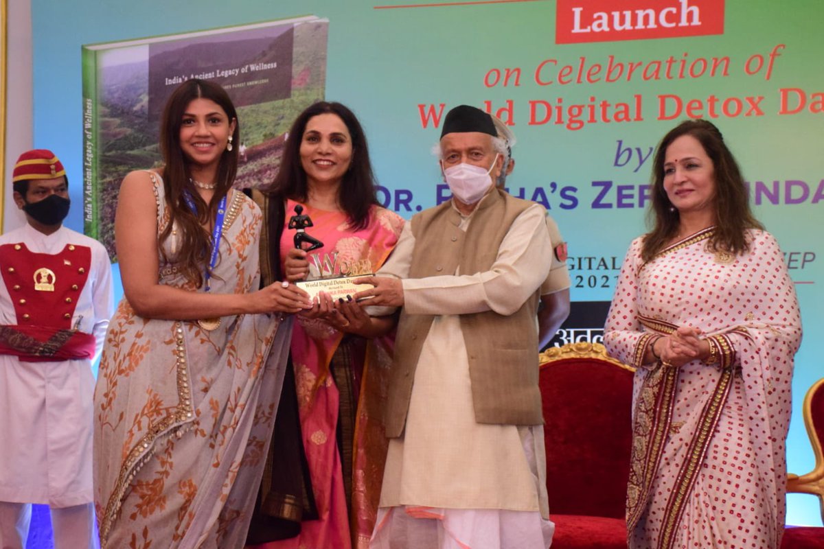Stoked receiving the award for the”Best Holistic Wellness Expert of the Year” from the honourable Governor of Maharashtra, His Excellency Shri <a href="/BSKoshyari/">Bhagat Singh Koshyari</a> 🙏 #anshukayoga 

<a href="/rekhach/">Dr. Rekha Chaudhari</a> <a href="/SmitaThackeray/">Smita Thackeray</a> <a href="/worlddetox1/">World Digital Detox Day</a>