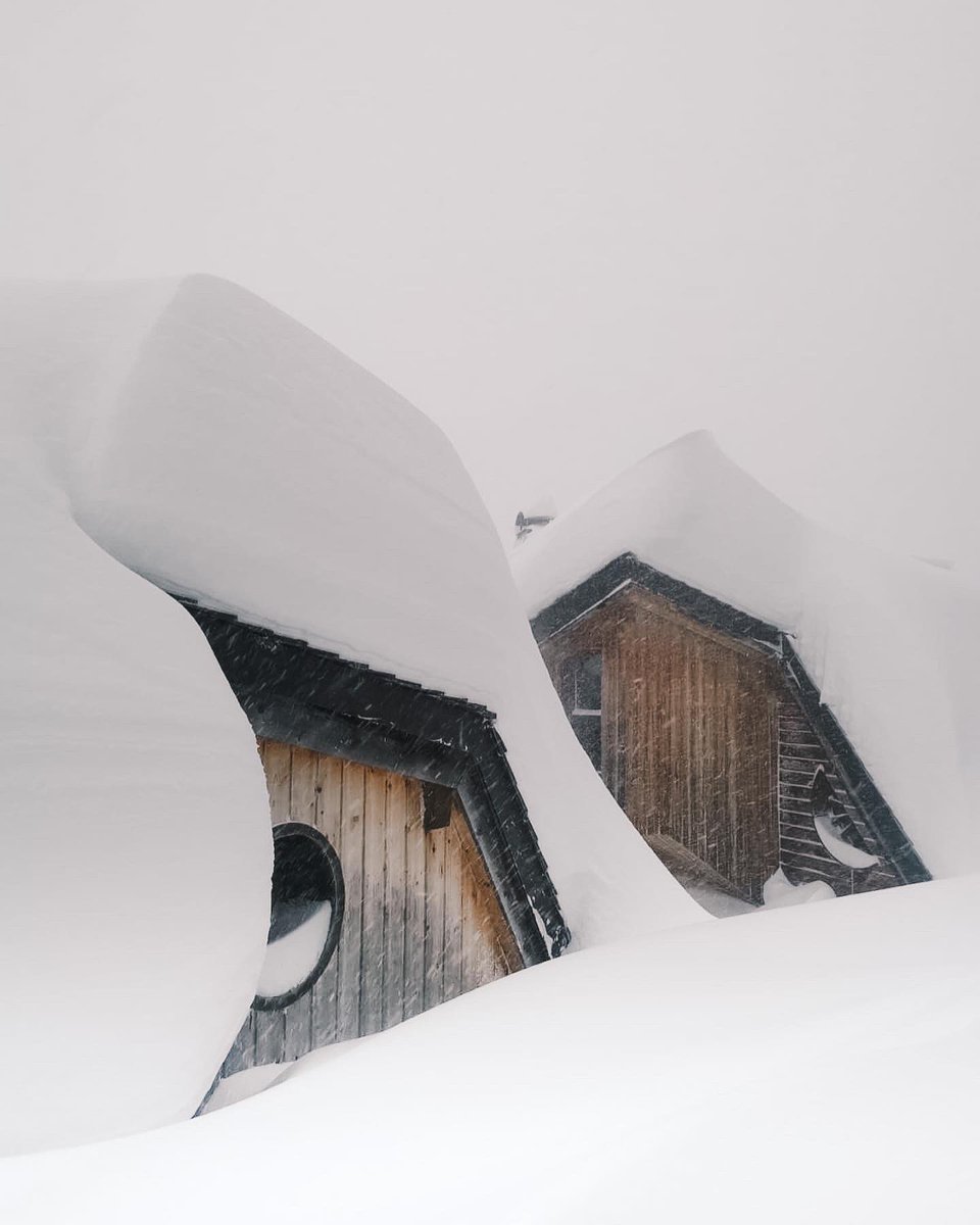 Avoriaz 1800 tweet media