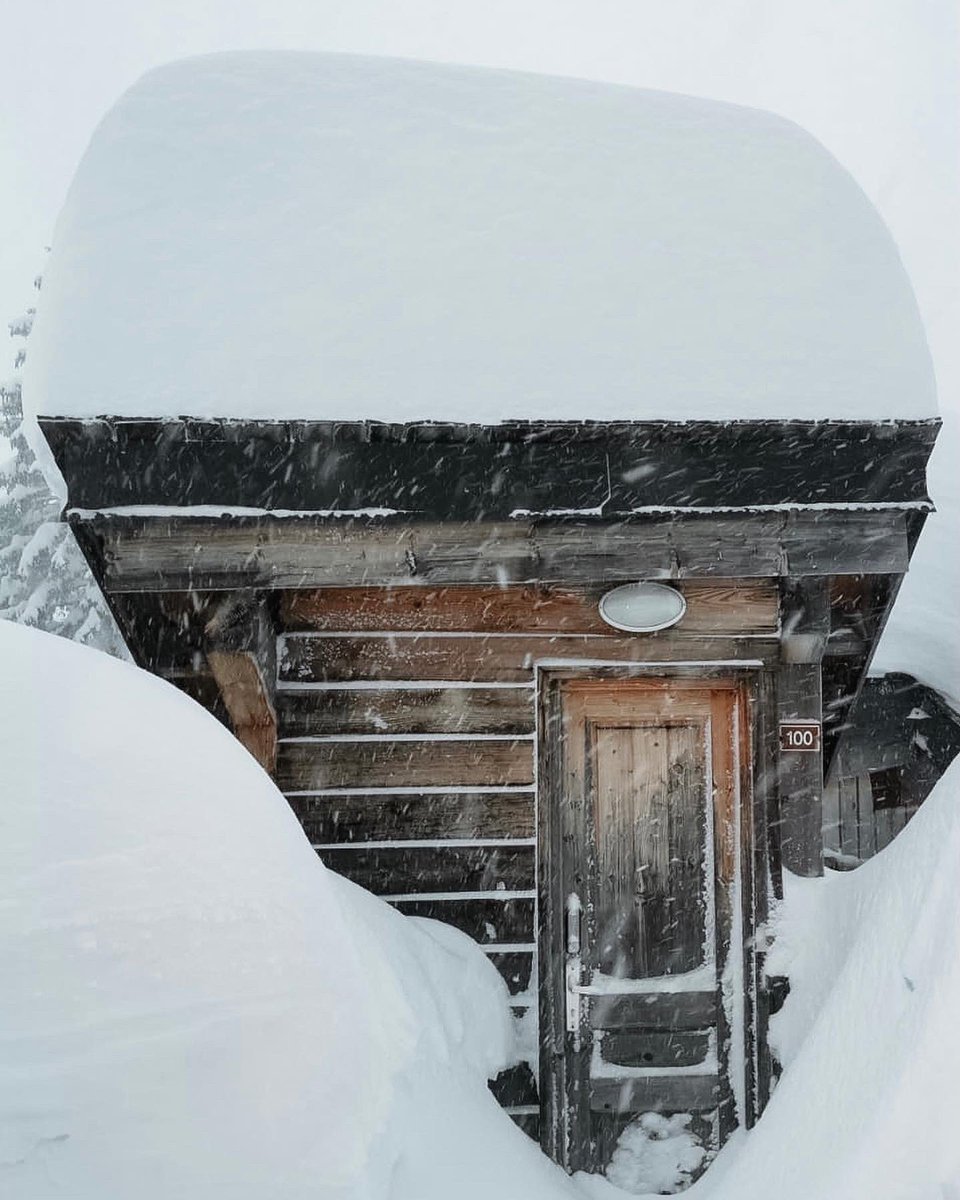 Avoriaz 1800 tweet media