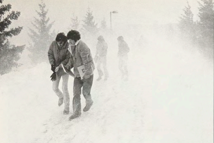 RIT_Alumni's tweet photo. 🥶 Things change, but that wind tunnel down the Quarter Mile in the middle of winter stays the same. https://t.co/i8e1KCRj2V