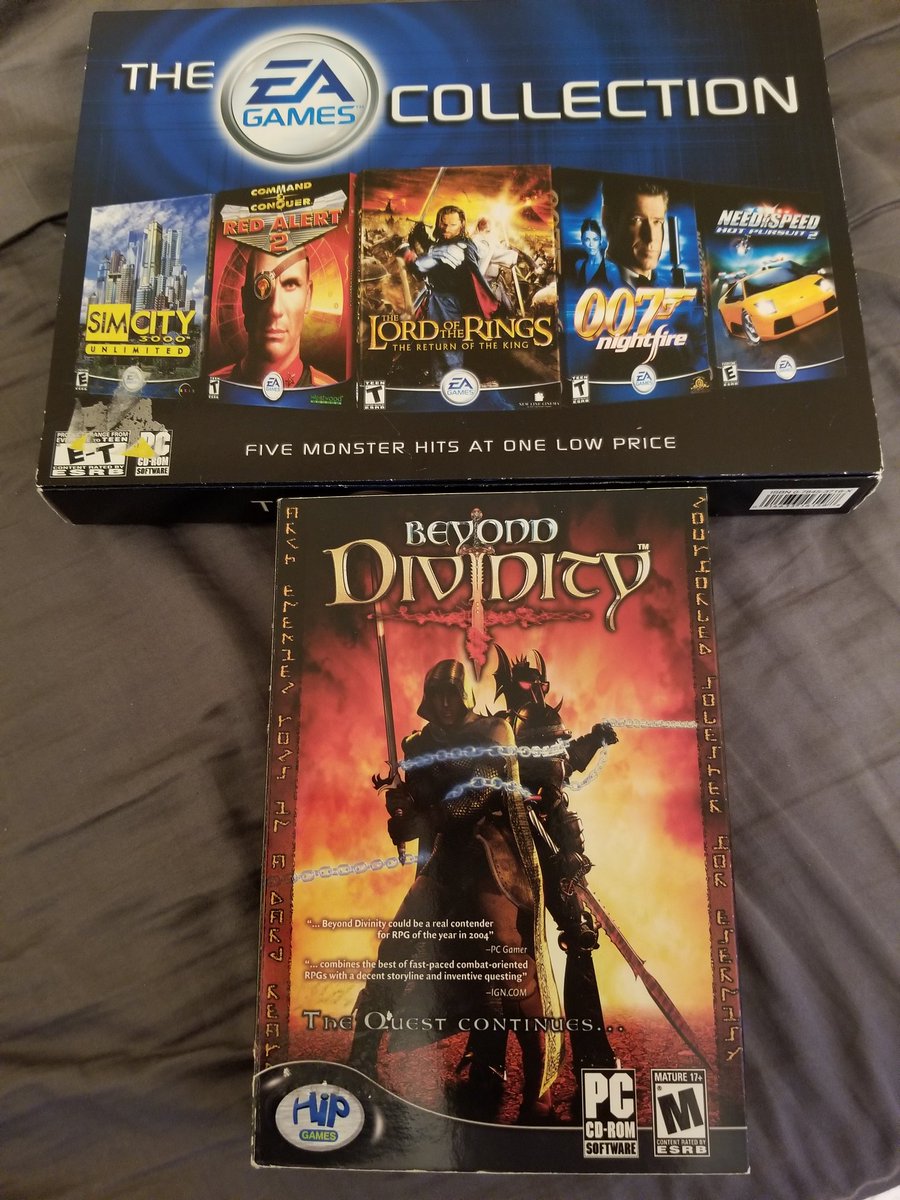 Necrovarius's tweet photo. @lazygamereviews Solid score from the glass case! Still only 3.99 each! https://t.co/GdEXwWzacC