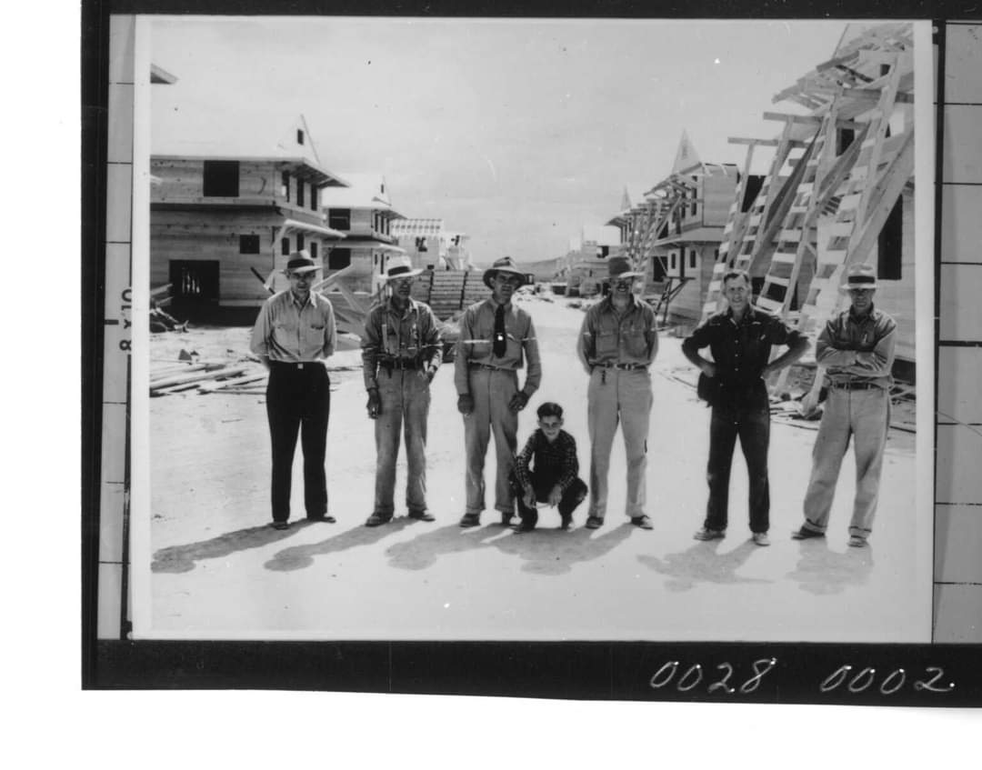 DamMuseum's tweet photo. BCMHA Archives [0002:2365] Nellis Air Force Base aka Las Vegas Army Airfield, 1941. Barracks under construction. Individuals unknown.
#history  #bouldercitynv #nevada #collections #preservation #historymatters #travel #photography #explore #usa #explorebouldercitynv #bcmha https://t.co/LJtb62JhP5