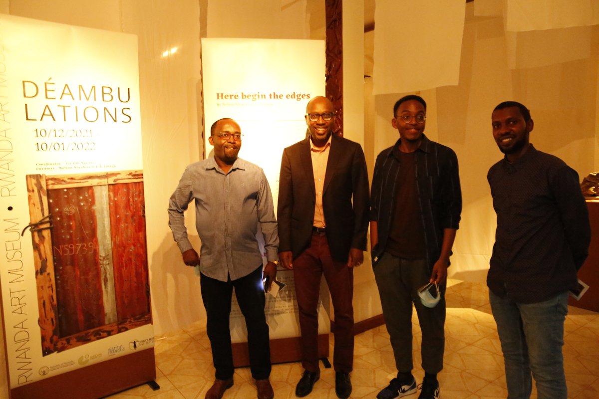 IntekoyUmuco's tweet photo. #Deambulation. The exhibition officially launched. All artworks are made of natural materials, volcanic stone, fabric, driftwood, banana tree leaves... Others recycle dented, rusted, condemned objects. Outside worked, industrial, fluorescent objects,... https://t.co/ksWq5JrhBh
