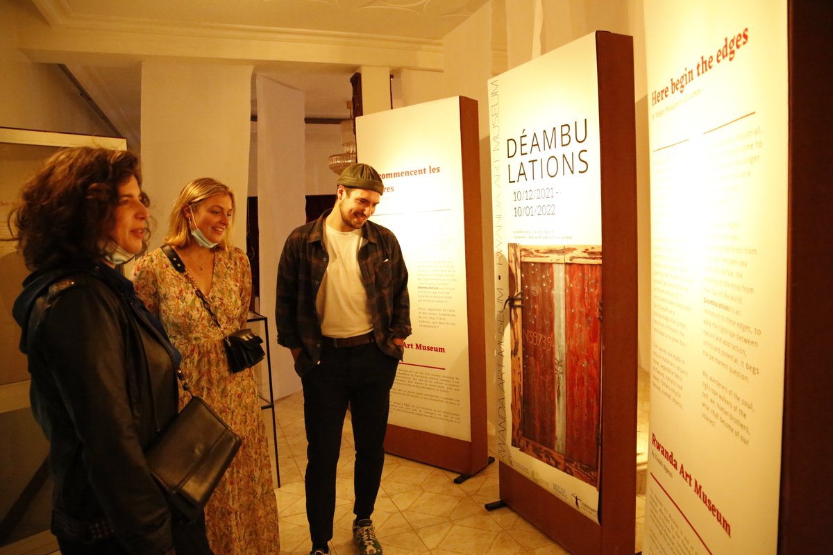 IntekoyUmuco's tweet photo. #Deambulation. The exhibition officially launched. All artworks are made of natural materials, volcanic stone, fabric, driftwood, banana tree leaves... Others recycle dented, rusted, condemned objects. Outside worked, industrial, fluorescent objects,... https://t.co/ksWq5JrhBh