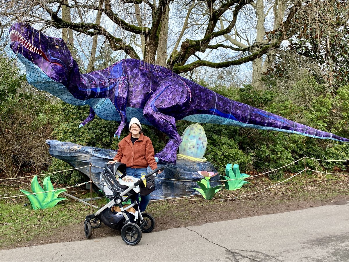 Ainslaw's tweet photo. @nothe @andrewabernathy The displays are also fun in the daytime! Very excited to see them lit up in a few weeks (we have tickets for Boxing Day). https://t.co/NN9Ymek24o