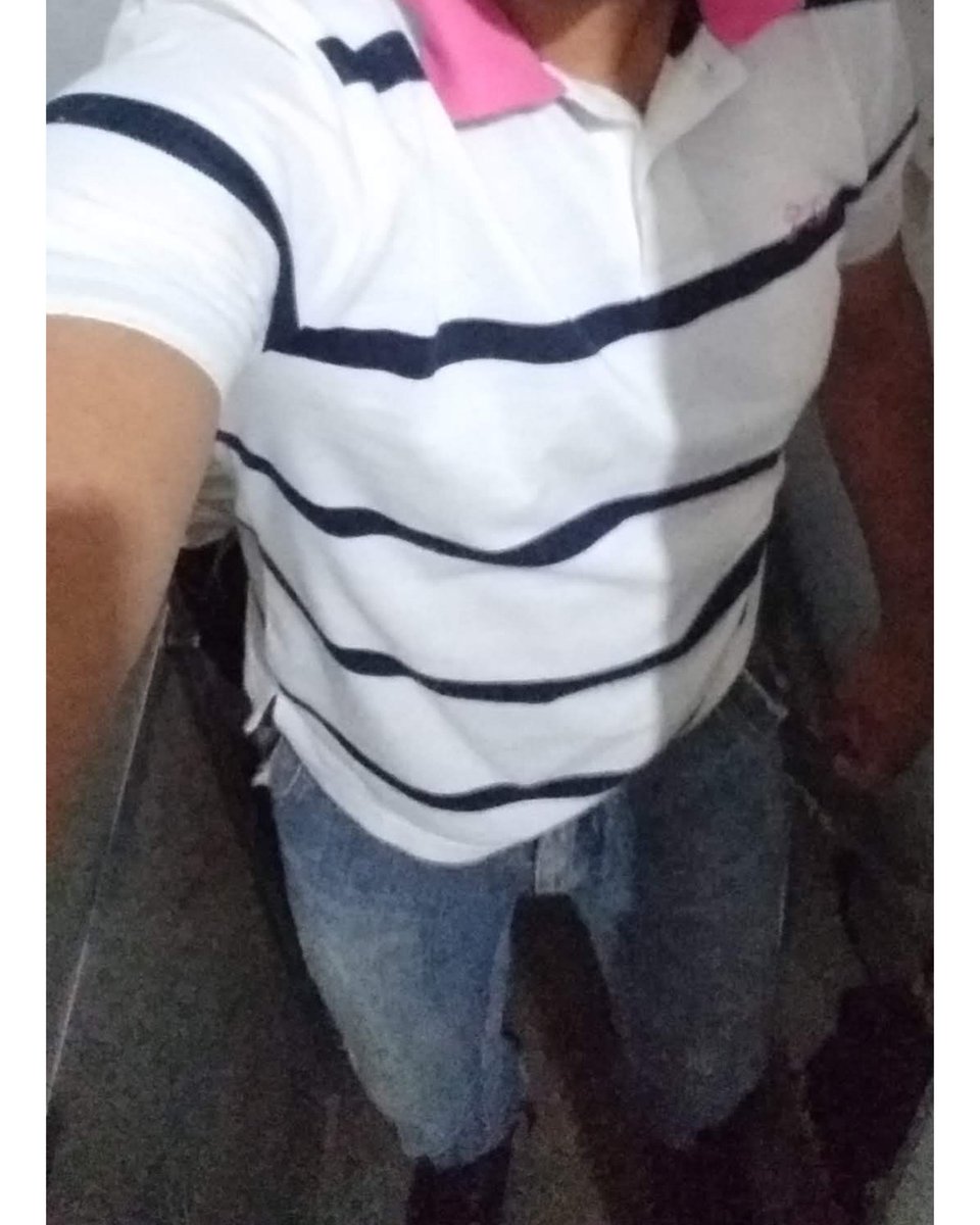 OutrosRoupas's tweet photo. Usando outra roupa do meu vizinho com botas, se quiser que eu use uma roupa sua chame no pv
Otro atuendo de mi vecino y botas
Another outfit from my neighbor and boots https://t.co/44q3UJorXS