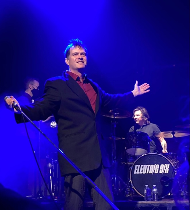 A night of musical and political messages courtesy of @electric6 @O2Islington